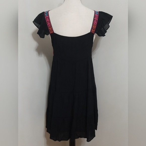 August Sky Ruffled Sleeve Geometric Tiered Mini Dress - Picture 9 of 11